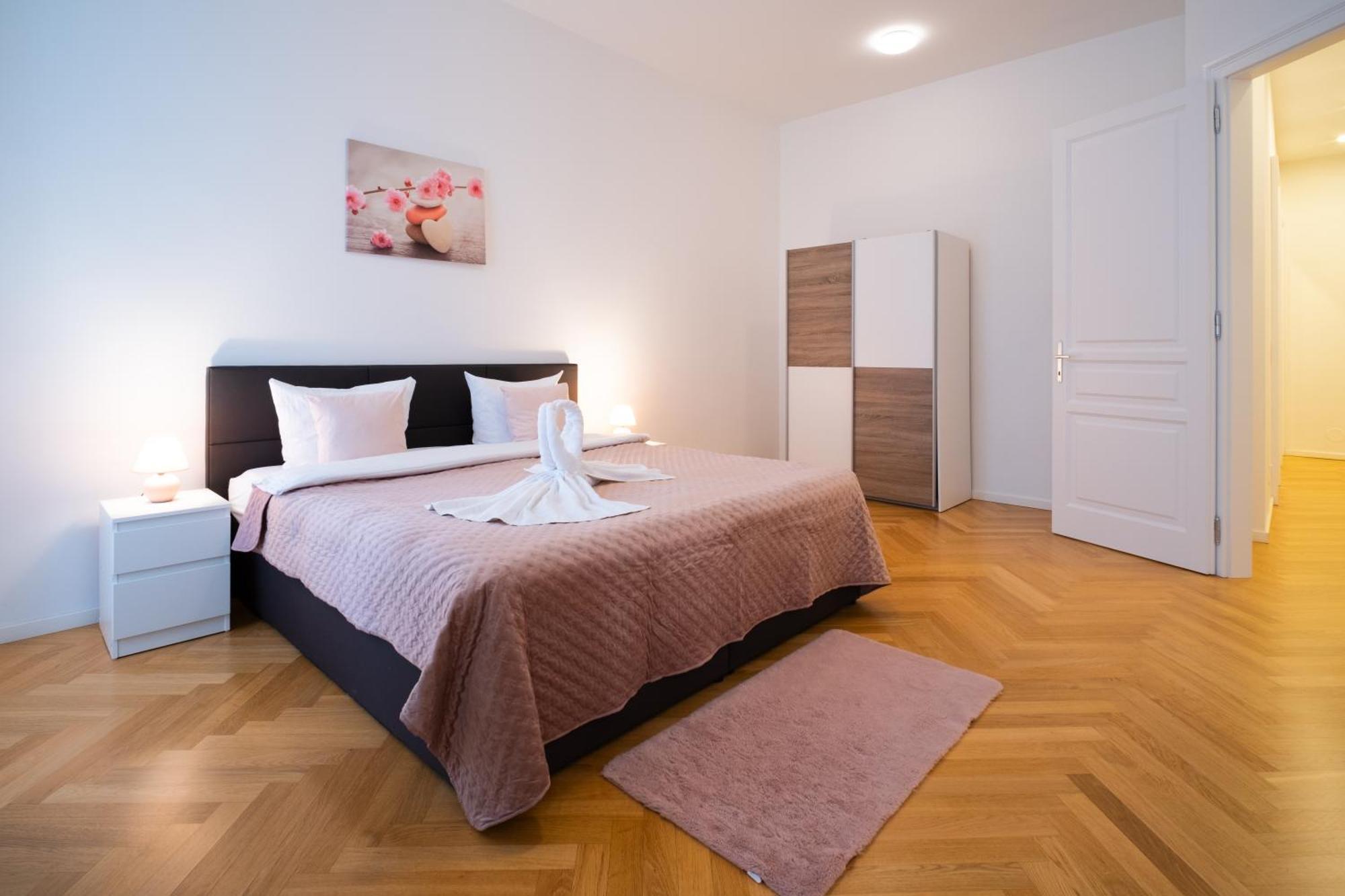 Home Sweet Home - Vienna Central Exterior photo